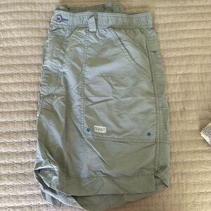 Men’s Coast XL shorts, gray, new condition